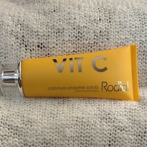 Rodial Vit C Papaya Enzyme Scrub, 70ml/2.36fl oz